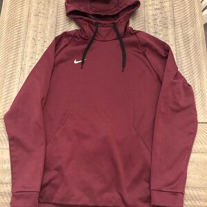 Men’s Large Red Nike Therma Pullover Hoodie